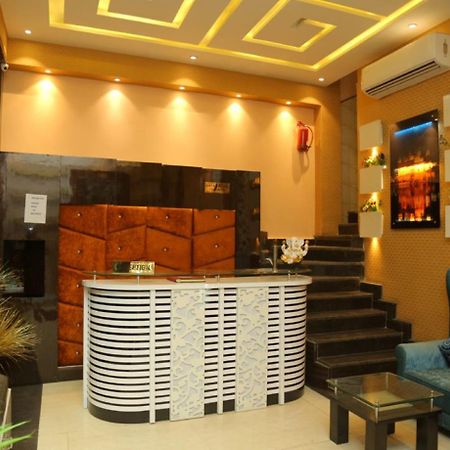 Hotel Golden Dreams Amritsar Ngoại thất bức ảnh